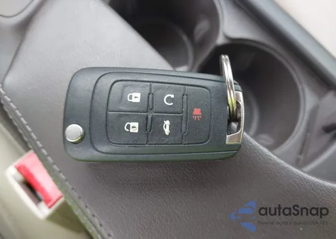 2013 Buick Regal Turbo - Premium 1 from USA, damaged, VIN 2G4GS5EV8D9143201